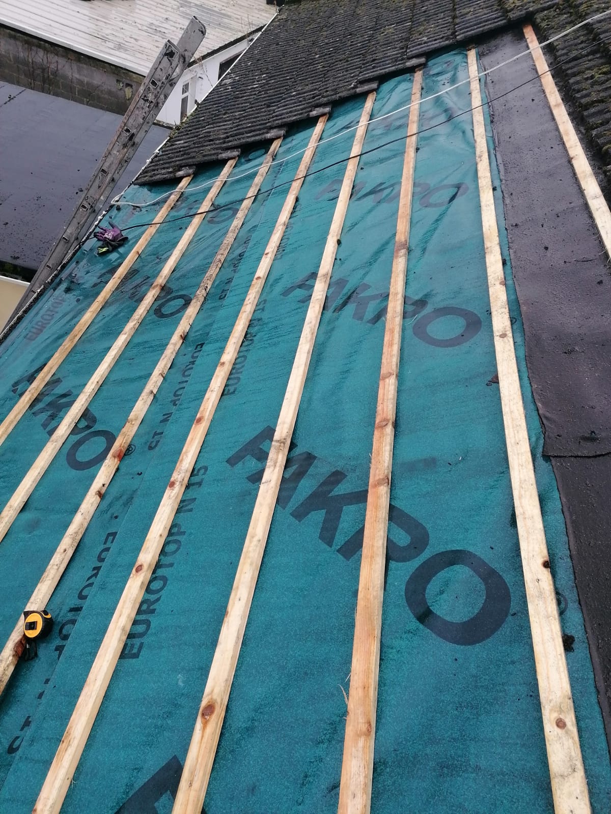 images/Photos/16-pitched-roof-repair-a.jpg